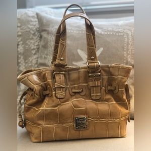 Dooney & Bourke leather handbag!